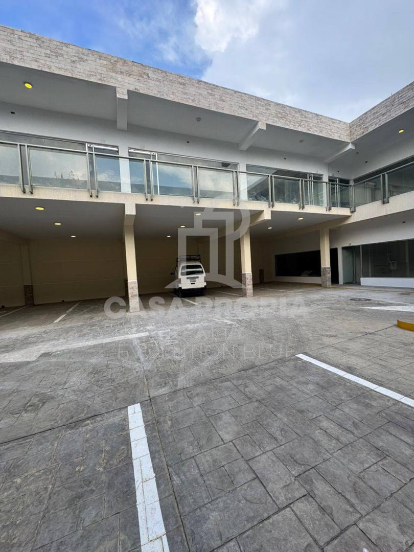 Locales en centro comercial lago sur san fco